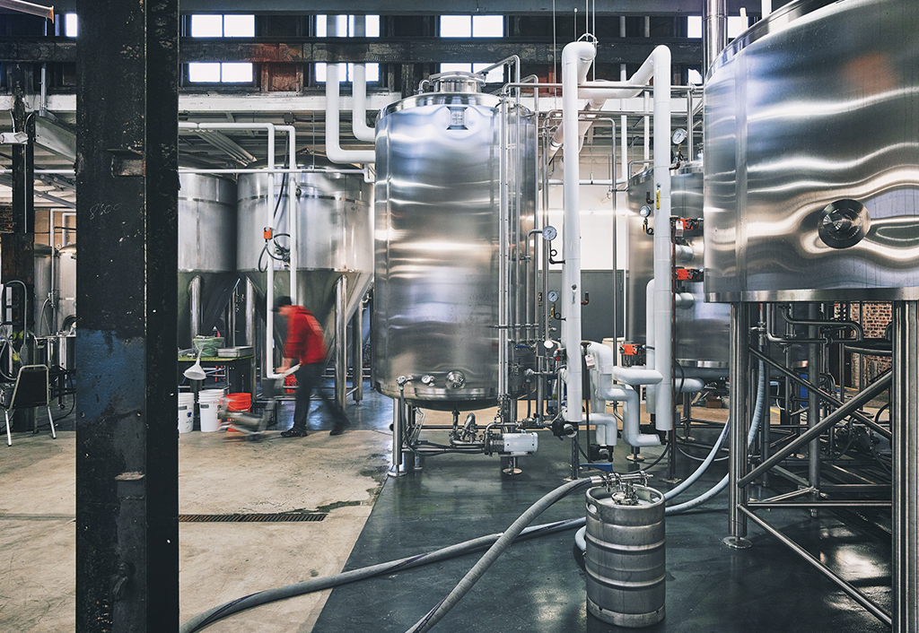 Unraveling the Art and Science Behind Brewing Beer